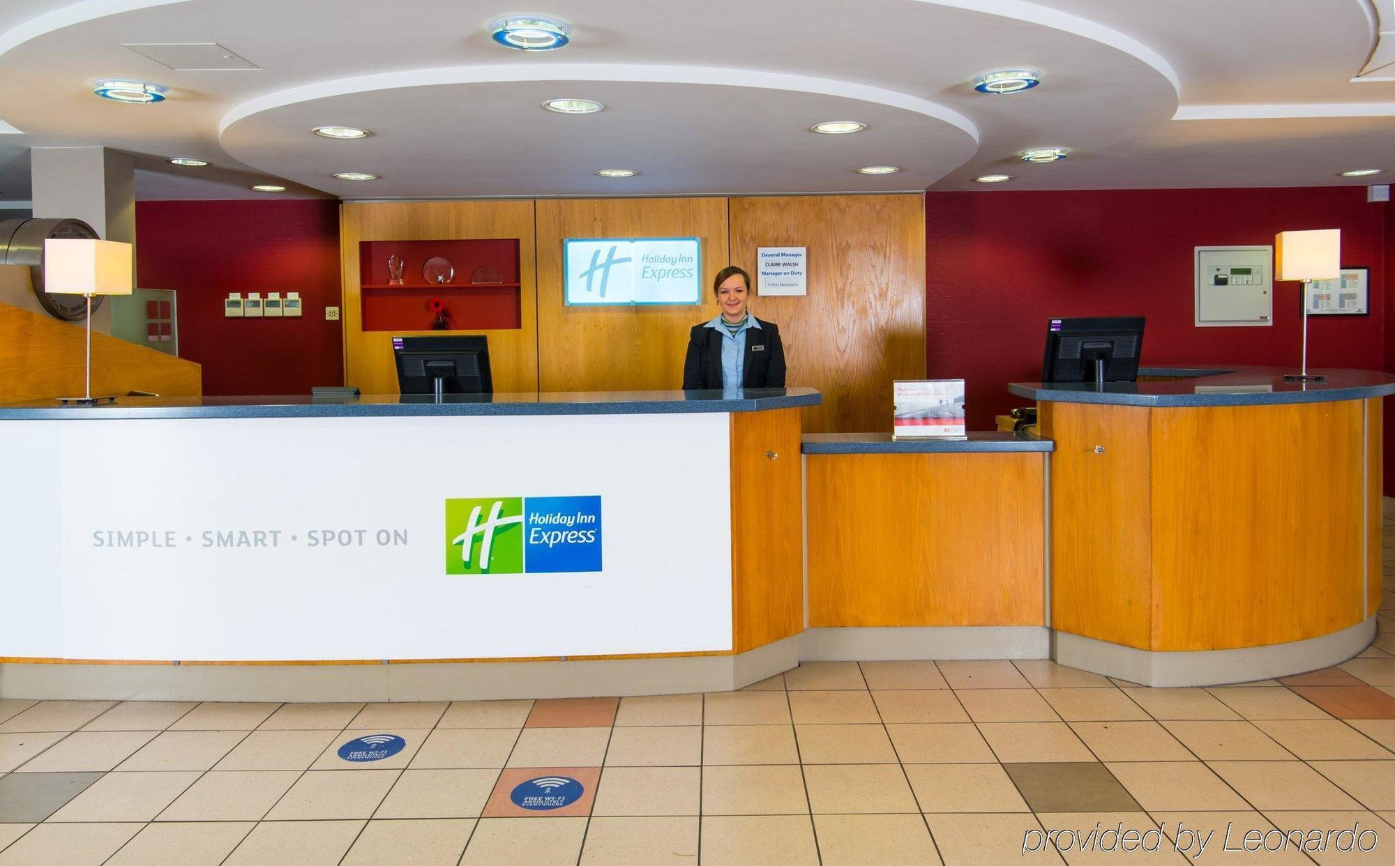 Holiday Inn Express Droitwich Spa By Ihg Bagian luar foto