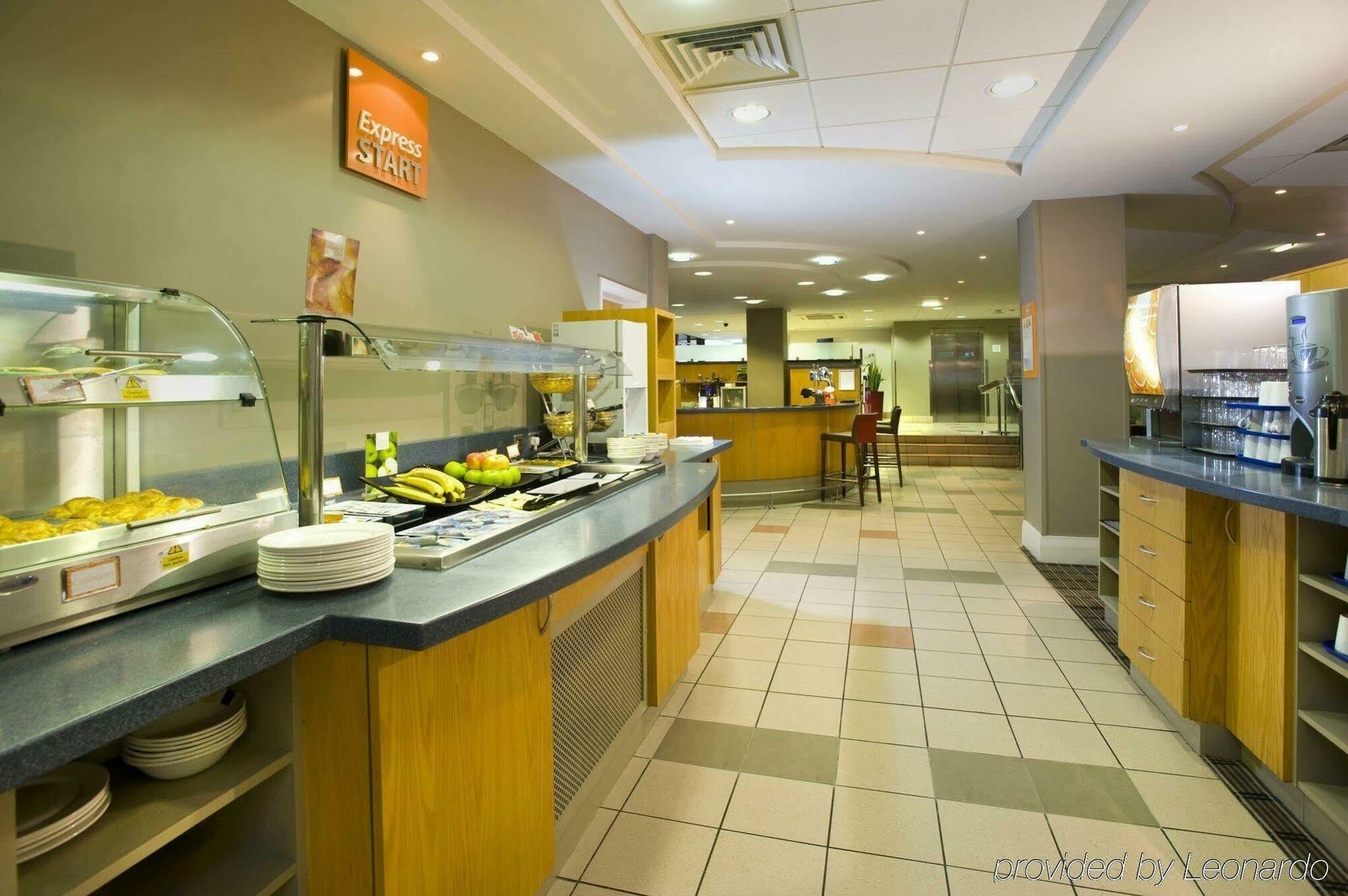 Holiday Inn Express Droitwich Spa By Ihg Restoran foto